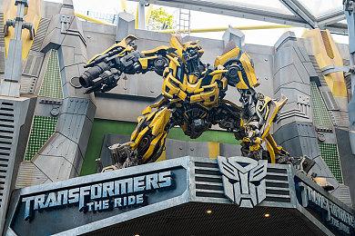 《喵斯快跑》联动《东方Project》第二弹上线 游戏促销同步开启